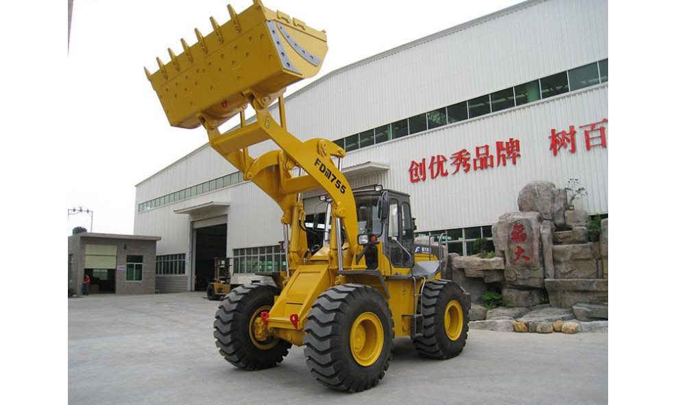 Фронтальный погрузчик FUDA FDM755