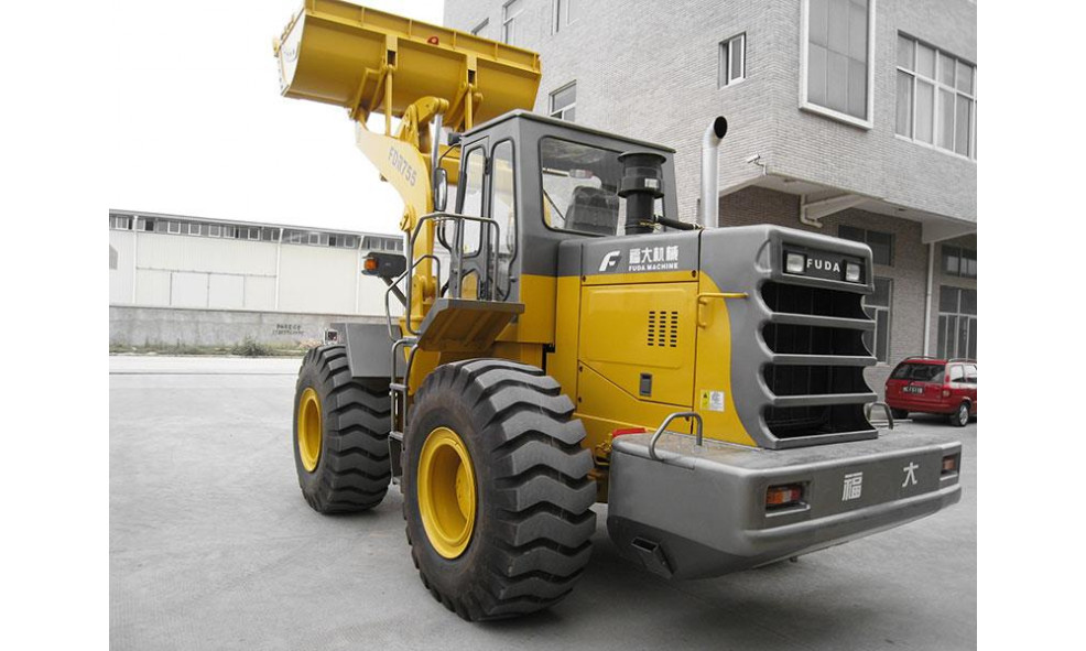 Фронтальный погрузчик FUDA FDM755
