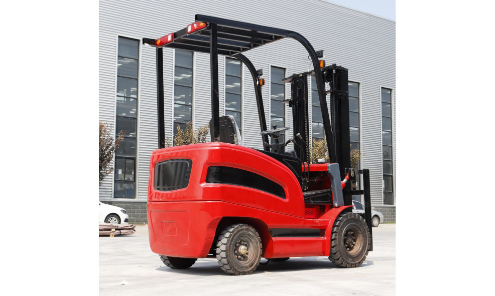 Вилочный погрузчик HIGHTOP 1.5T