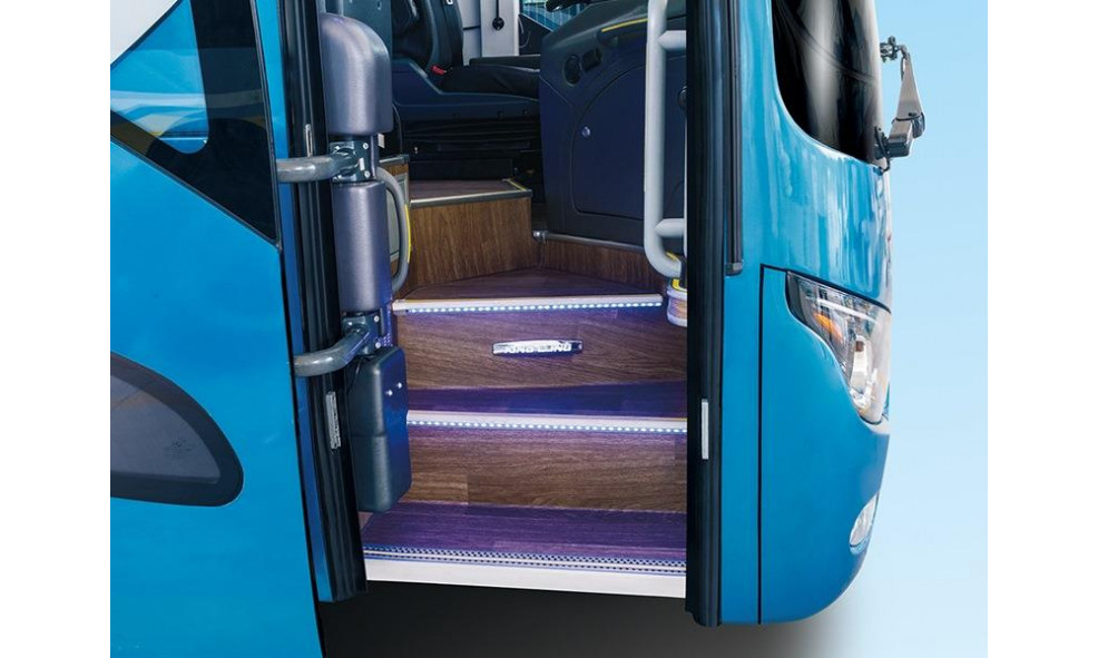 Автобус туристический KING LONG XMQ6900CYW