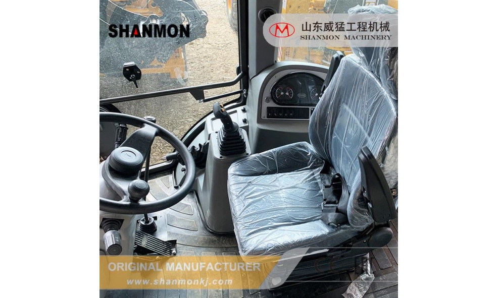 Экскаватор-погрузчик SHANMON 388H