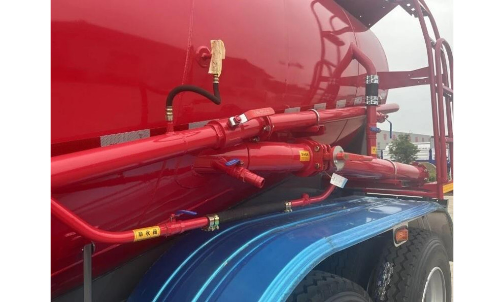 Полуприцеп цементовоз TONGYADA 28T CEMENT TANKER TRAILER