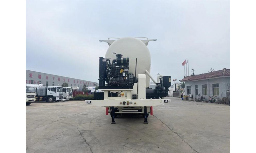 Полуприцеп цементовоз TONGYADA 30T CEMENT TANKER TRAILER