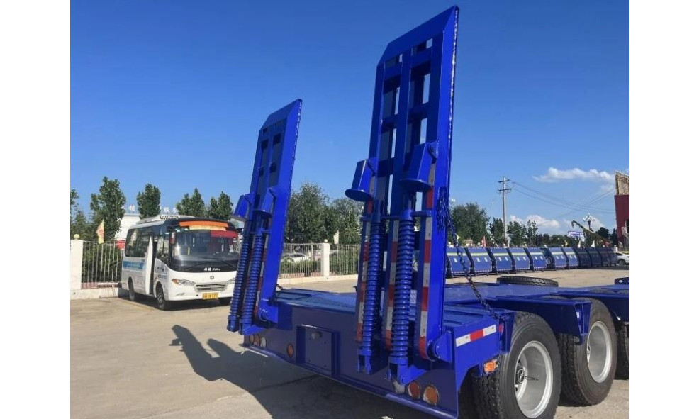 Полуприцеп низкорамный TONGYADA LOW BED SEMI TRAILER