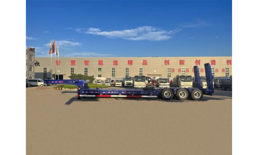 Полуприцеп низкорамный TONGYADA LOW BED SEMI TRAILER