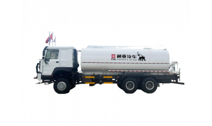 Поливочная машина TONGYADA WATERING TRUCK